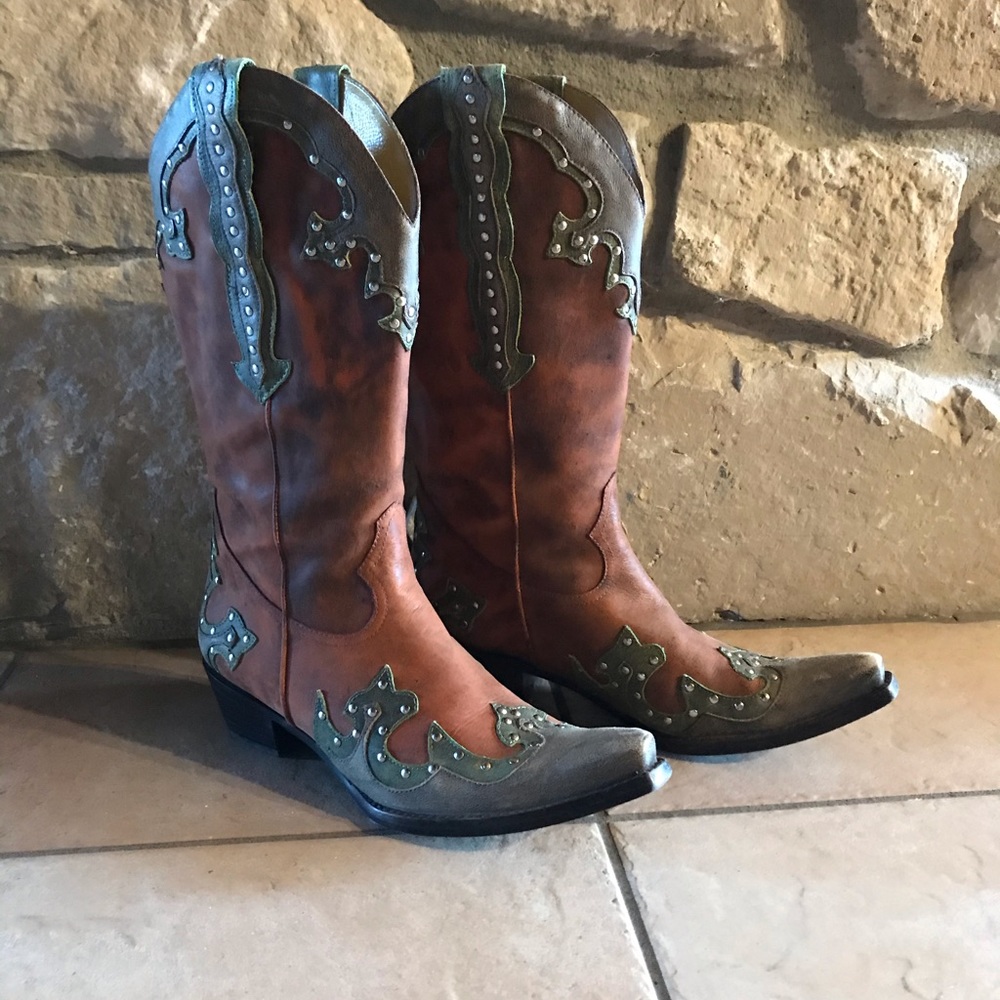 Women’s boots